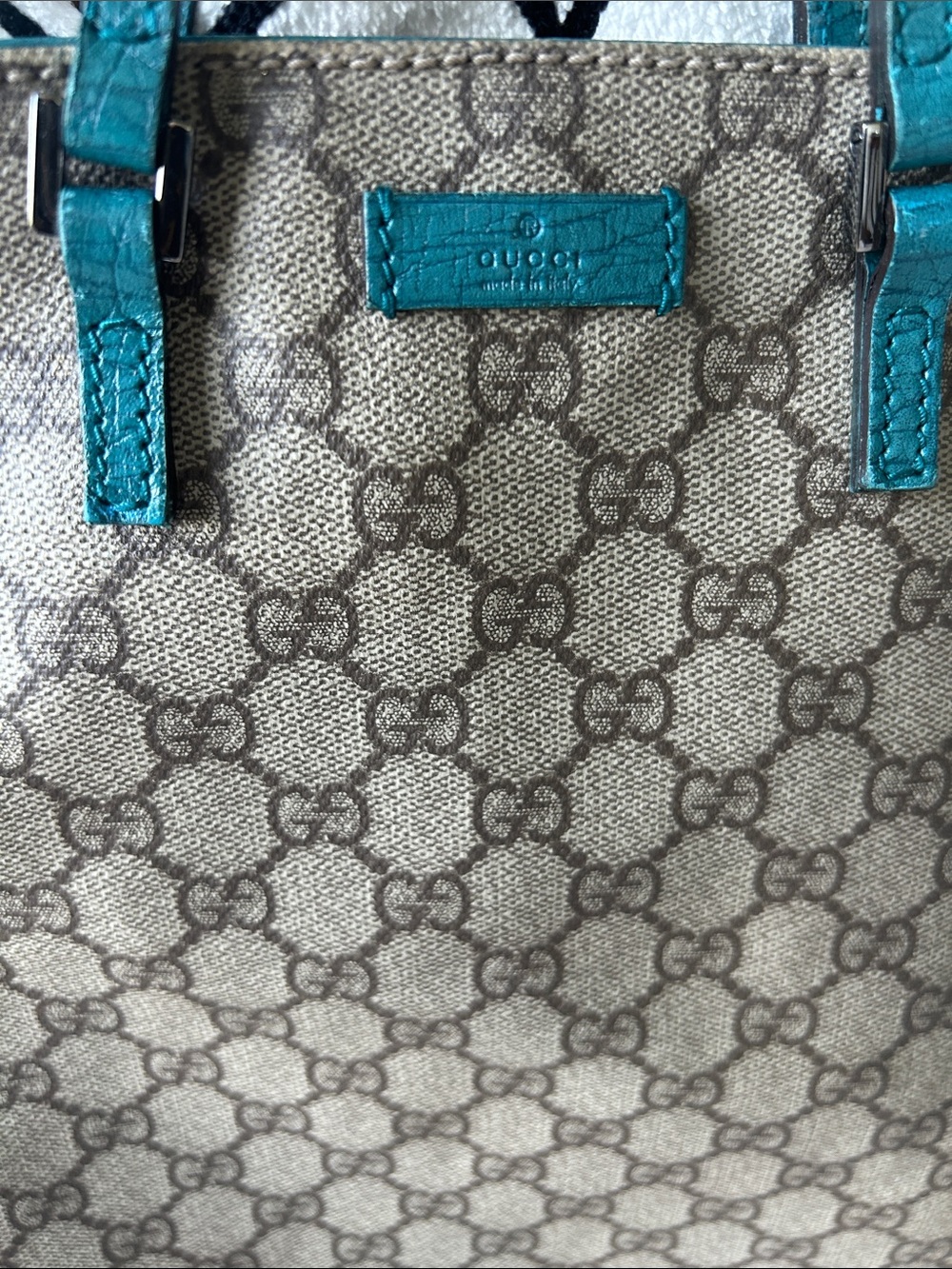 Gucci Beige GG Canvas Tote with Teal Trim - Picture 2 of 16